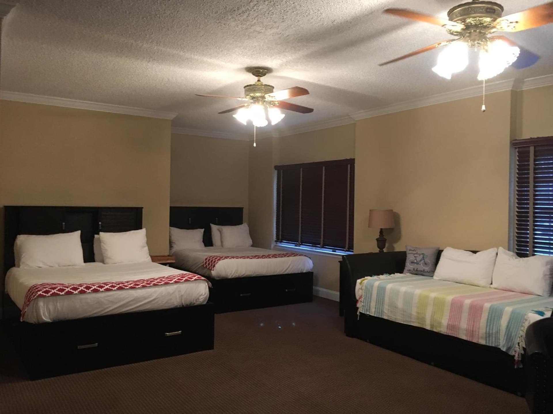 Colts Neck Inn Hotel gallery photo in Colts Neck — image 34