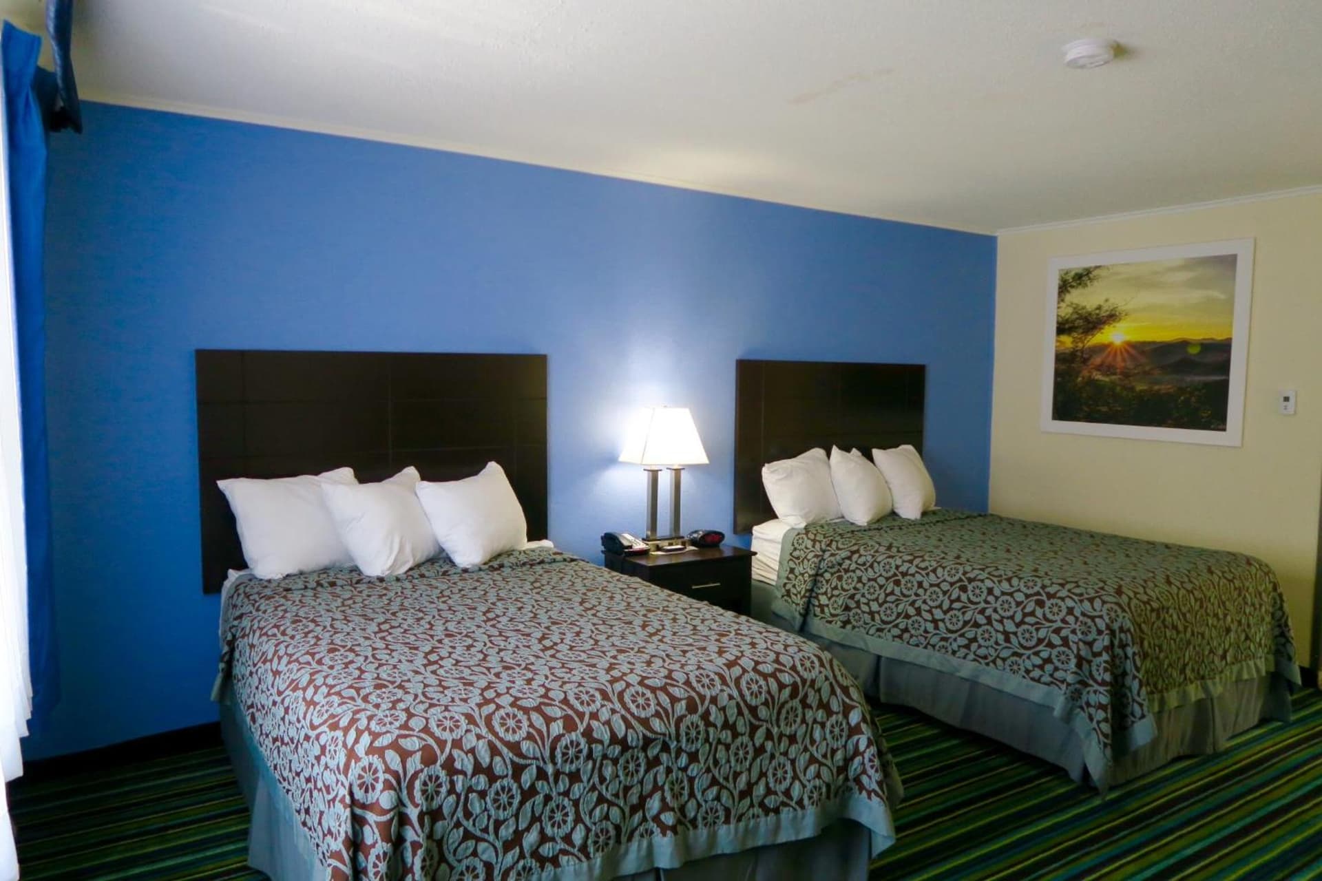 Days Inn by Wyndham Lincoln gallery photo in Lincoln — image 45