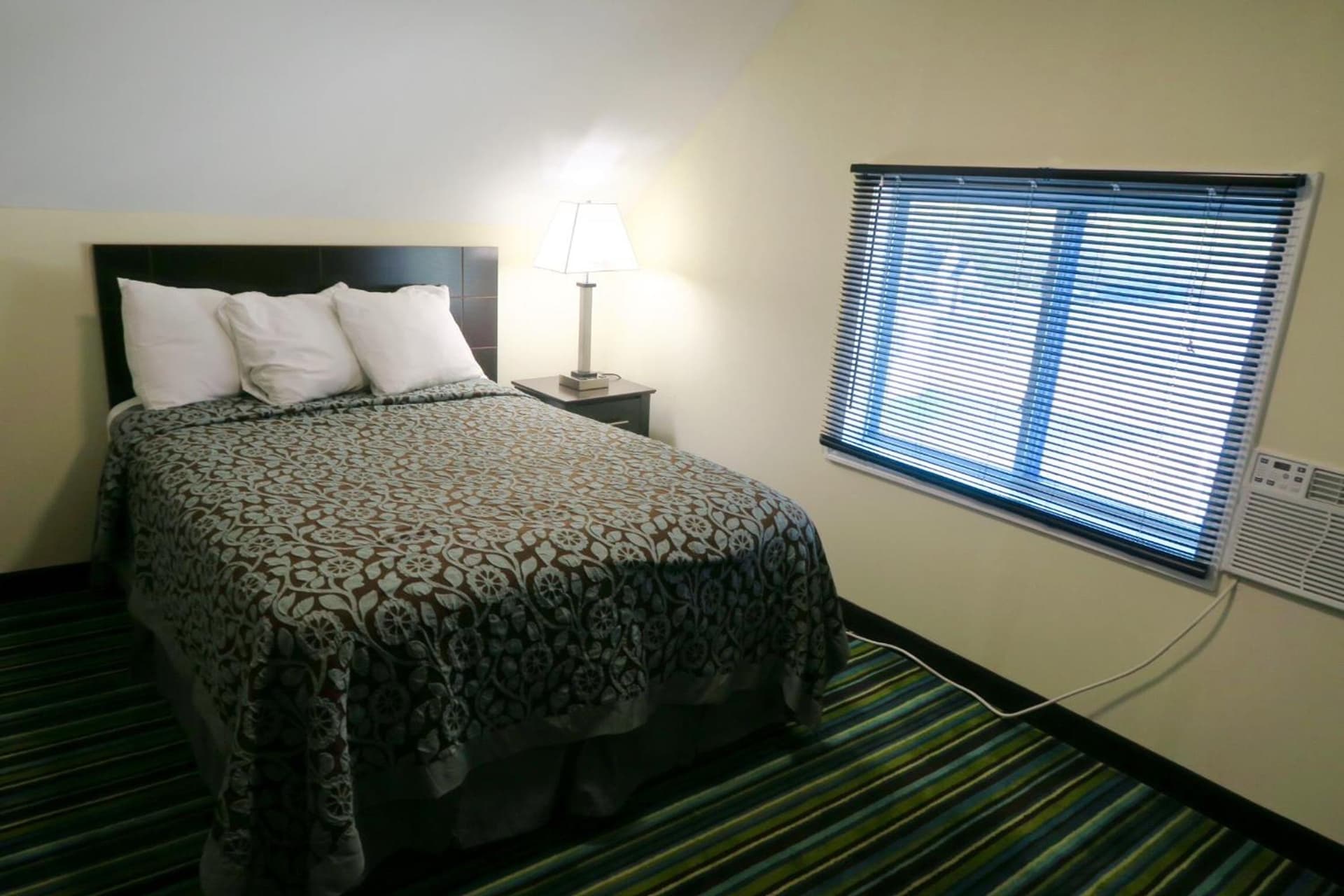 Days Inn by Wyndham Lincoln gallery photo in Lincoln — image 31