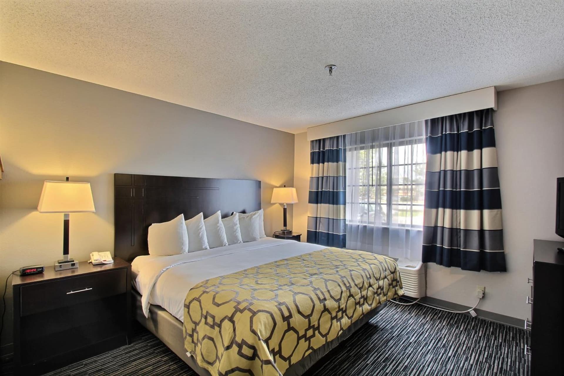 Baymont by Wyndham Madison West/Middleton WI West gallery photo in Madison, WI — image 25
