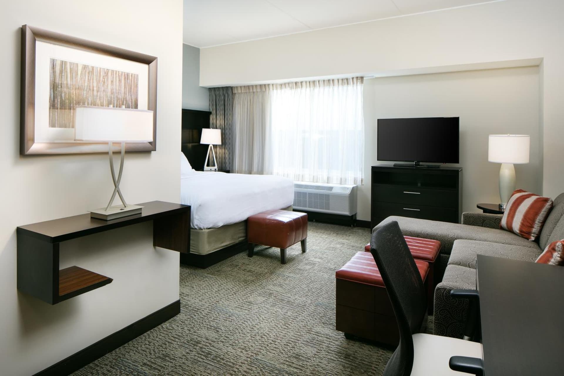 Staybridge Suites Des Moines Downtown by IHG gallery photo in Des Moines, IA — image 4