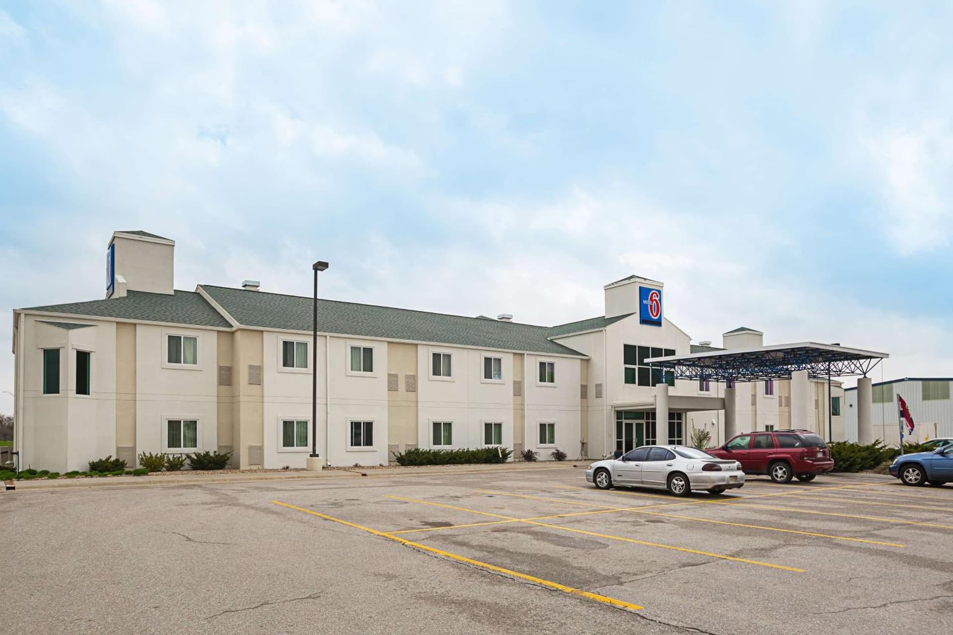 Motel 6-Grand Island, NE property views in Doniphan, NE — gallery photo 3