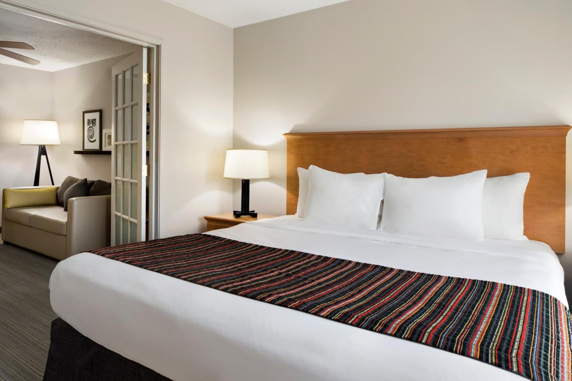 Country Inn & Suites by Radisson, Columbus Airport, OH gallery photo in Columbus, OH — image 29