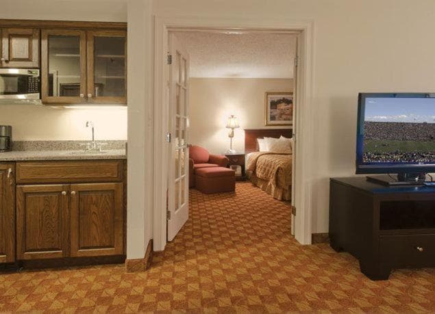 Ann Arbor Regent Hotel and Suites interior in Ann Arbor, MI — gallery photo 2