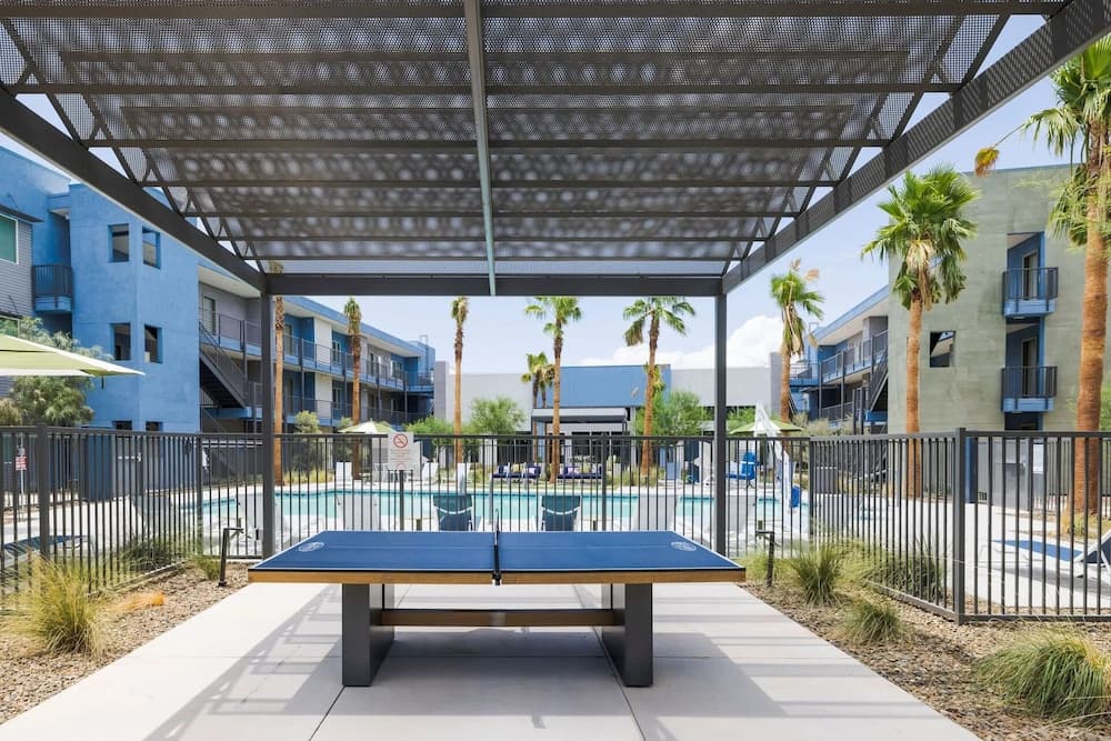 Landing Apartments Glendale gallery photo in Glendale, AZ — image 4