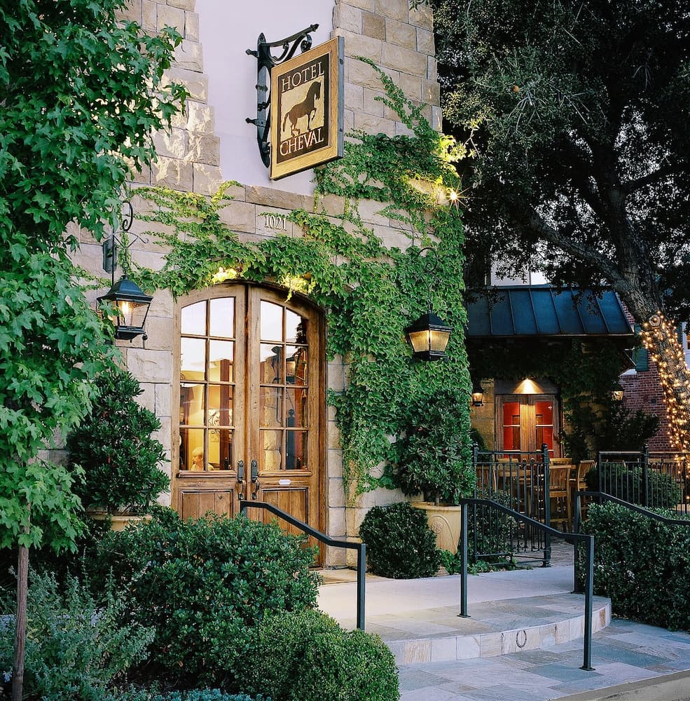 Hotel Cheval gallery photo in Paso Robles, CA — image 17