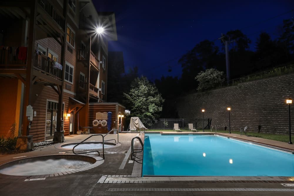 Kaatskill Mountain Club & Condos by Vail Resorts gallery photo in Hunter — image 7