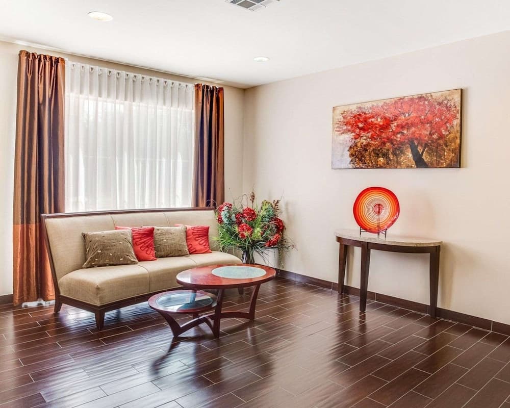 Comfort Suites Mandeville - Covington gallery photo in Mandeville, LA — image 16