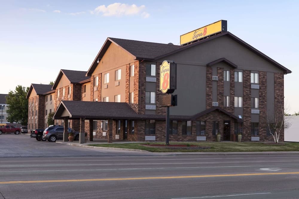 Super 8 by Wyndham Sioux Falls/41st Street featured exterior or lobby in Sioux Falls, SD — similar hotel