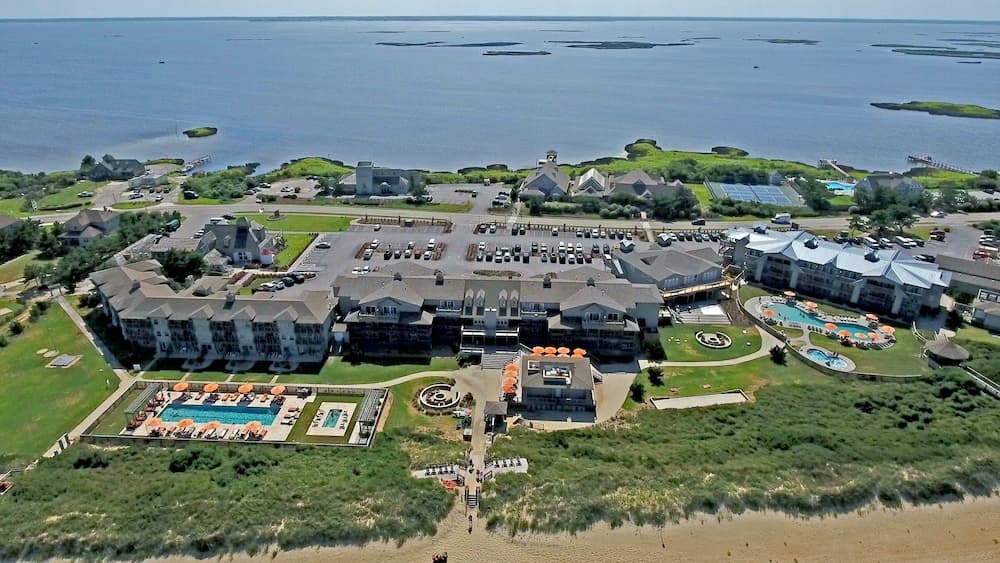 Sanderling Resort Residences featured exterior or lobby in Kitty Hawk, NC — similar hotel