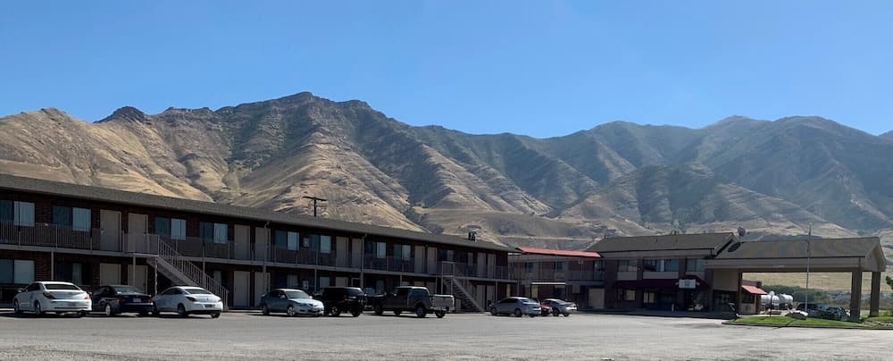Days Inn by Wyndham Lake Point — hotel in Tooele, Utah