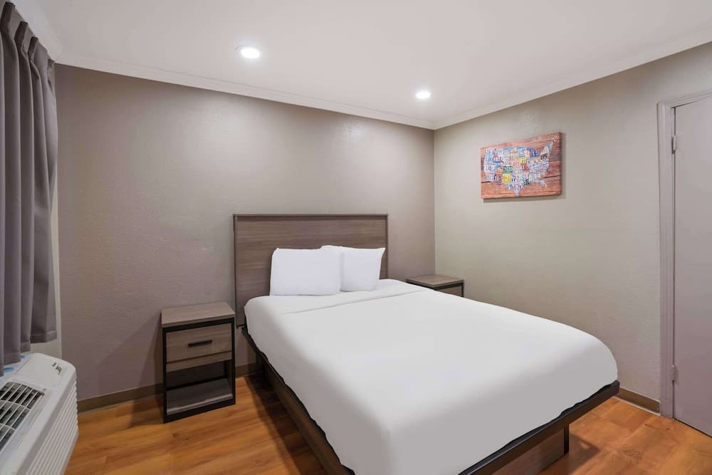Econo Lodge Vallejo Fairgrounds gallery photo in Vallejo, CA — image 32