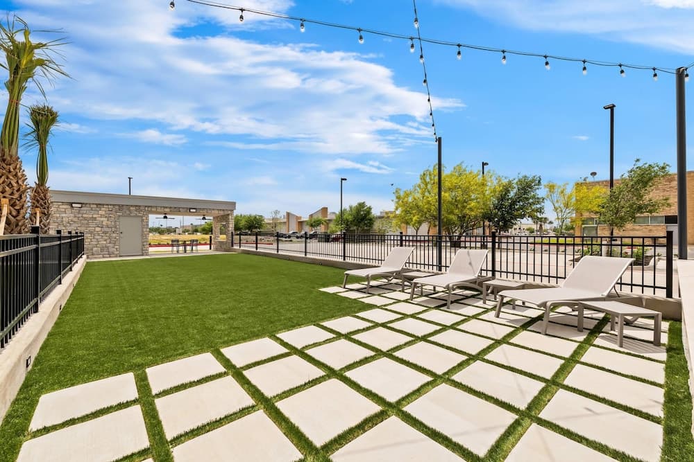 Everhome Suites Brownsville gallery photo in Brownsville, TX — image 45