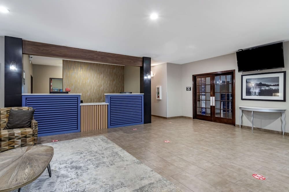 Best Western Oakdale Inn property views in Oakdale, LA — gallery photo 3