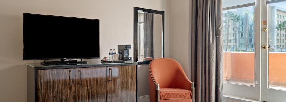 Hotel De Anza interior in San Jose, CA — gallery photo 2