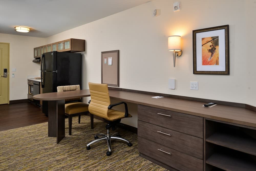 Candlewood Suites Lodi by IHG property views in Lodi, CA — gallery photo 3