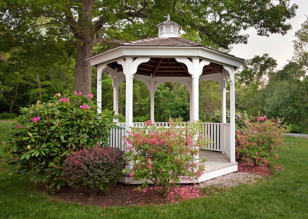 Iris Hotel Cape Cod gallery photo in Falmouth, MA — image 46