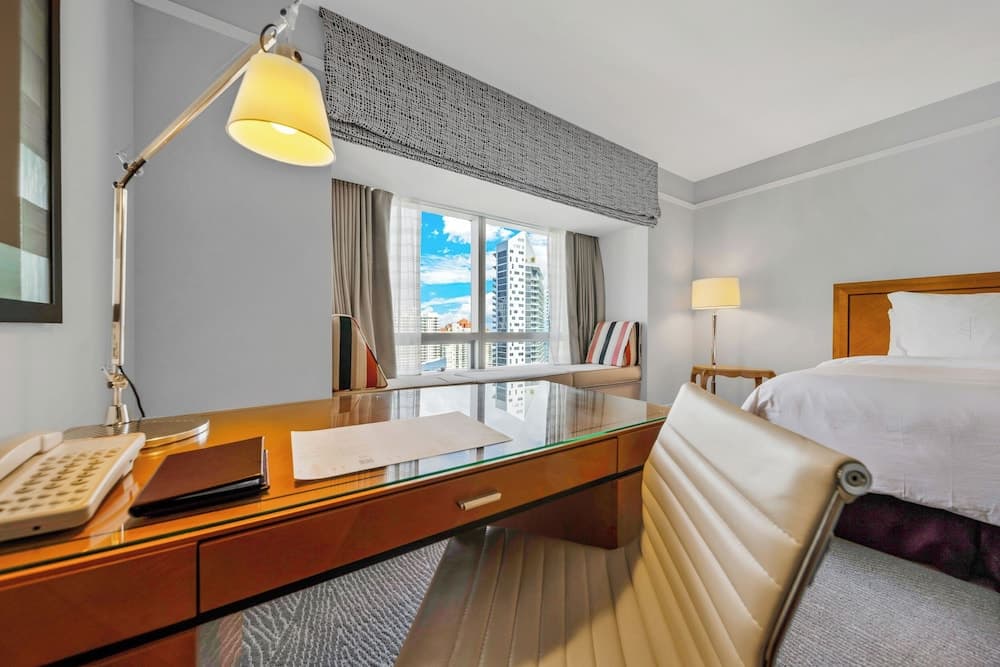 Four Seasons Studio Kitchen featured exterior or lobby in Miami, FL — similar hotel