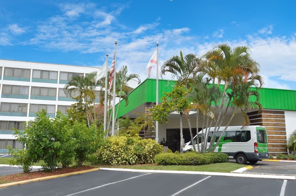 Holiday Inn St Petersburg N - Clearwater by IHG featured exterior or lobby in Clearwater, FL — similar hotel
