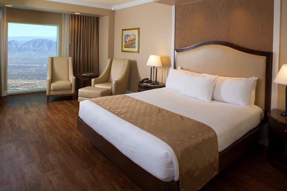 South Point Hotel, Casino, and Spa gallery photo in Las Vegas, NV — image 37