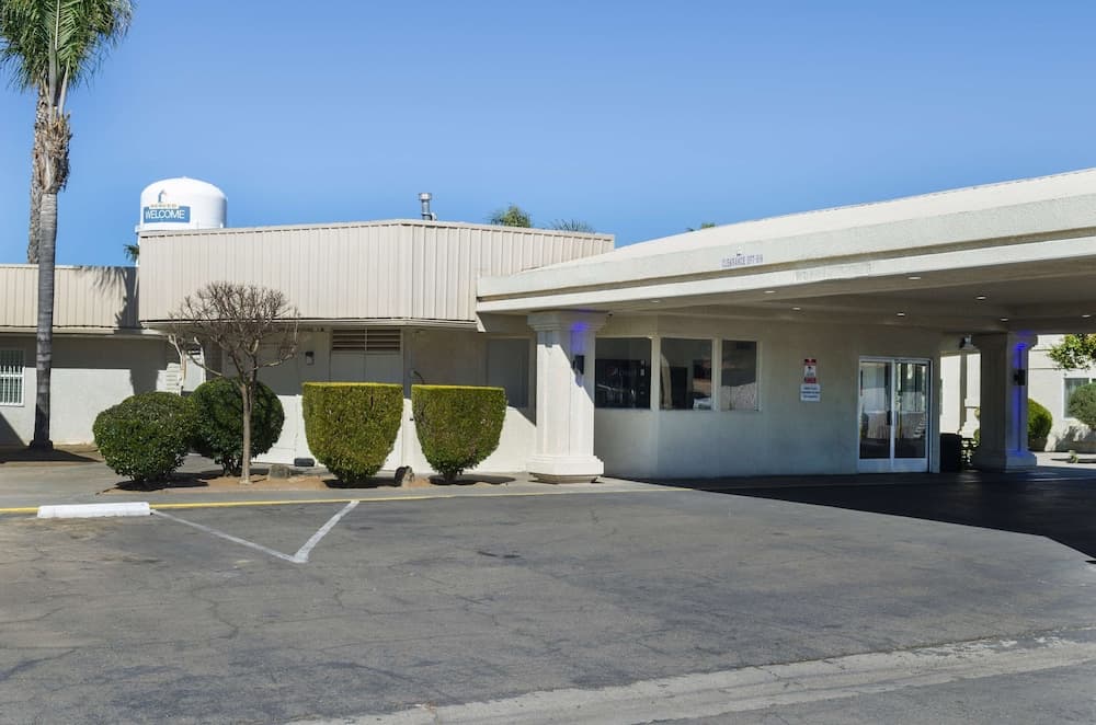 Ramada by Wyndham Merced gallery photo in Merced, CA — image 6