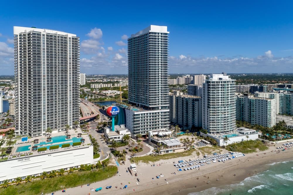 Hyde Resort and Residences, OceanMiami Collection featured exterior or lobby in Hollywood, FL — similar hotel