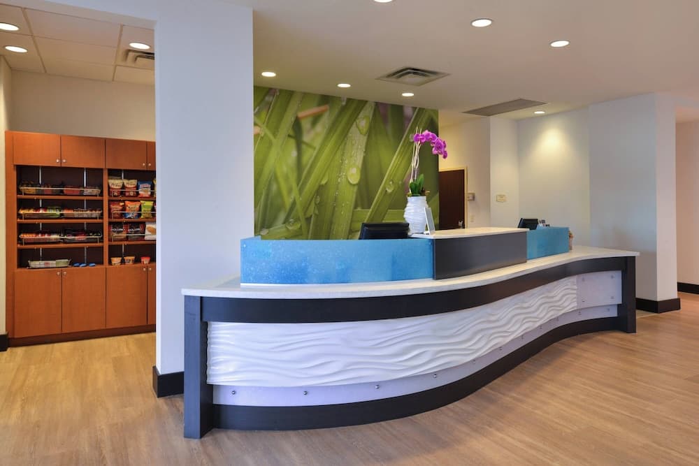 Springhill Suites by Marriott Oklahoma City Airport interior in Oklahoma City, OK — gallery photo 2