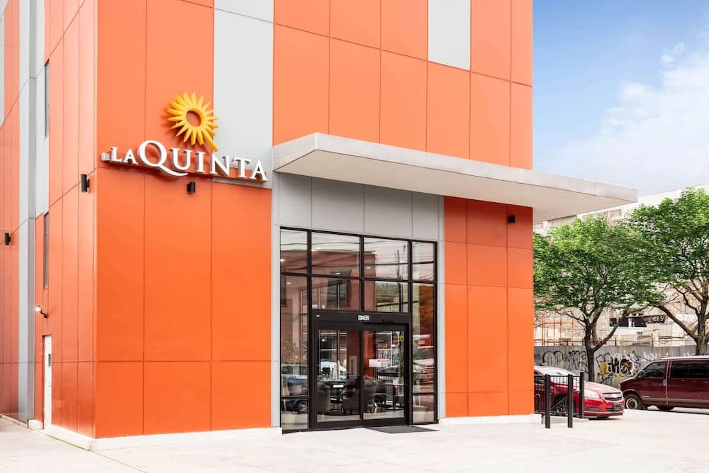 La Quinta Inn and Suites by Wyndham Long Island City featured exterior or lobby in Long Island City, NY — similar hotel