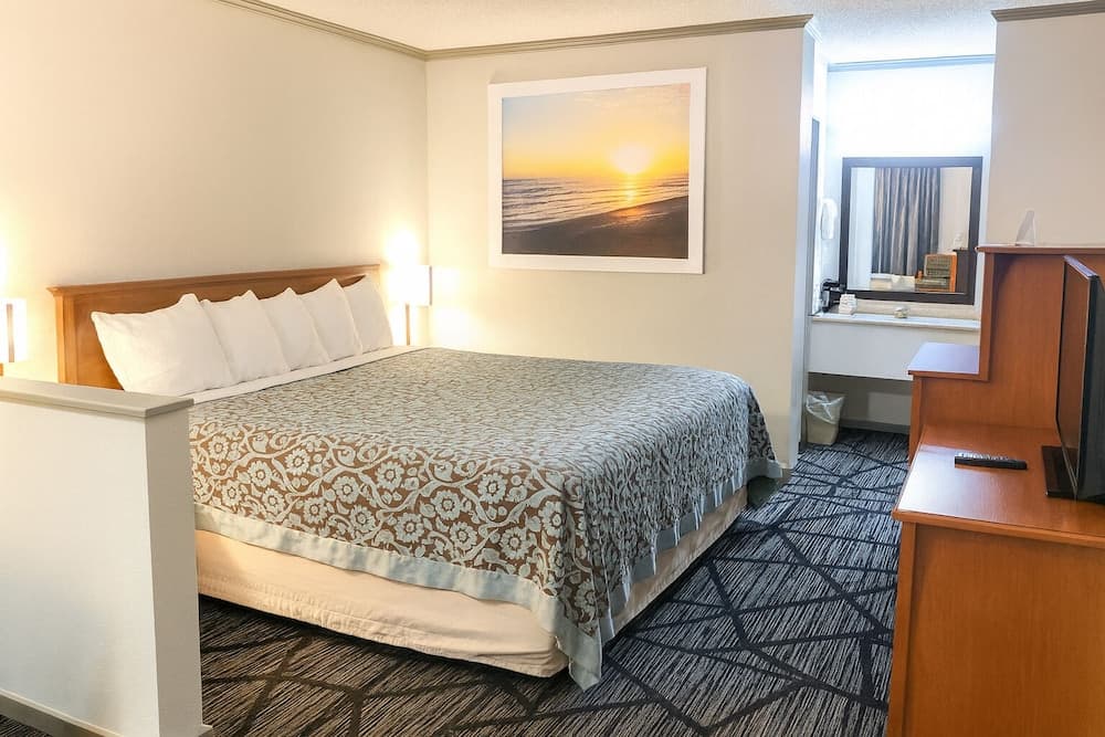 Best Inn of Manning interior in Manning, SC — gallery photo 2