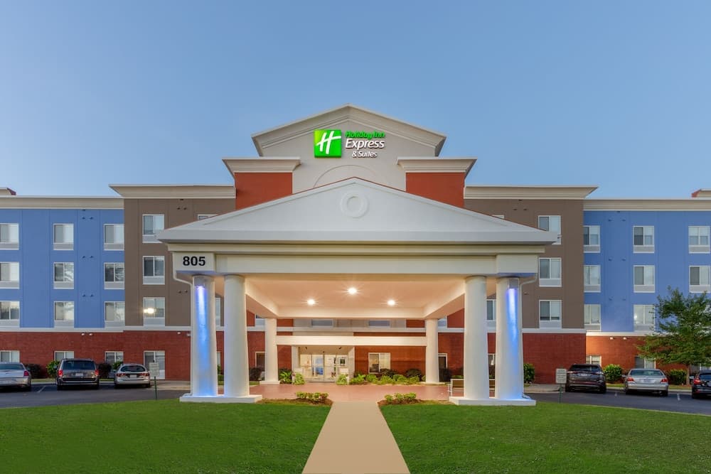 Holiday Inn Express Hotel & Suites Charlotte Arrowood by IHG featured exterior or lobby in Charlotte, NC — similar hotel