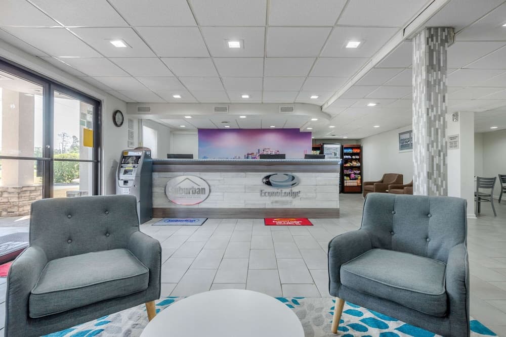Suburban Studios at the University interior in Conway, SC — gallery photo 2