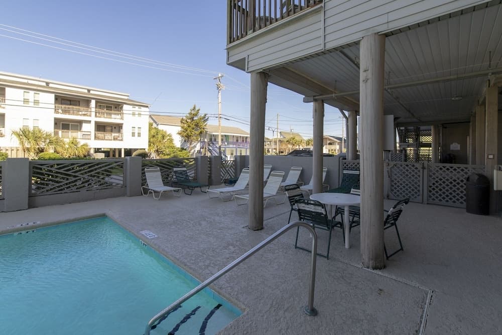 Ocean Terrace interior in North Myrtle Beach, SC — gallery photo 2