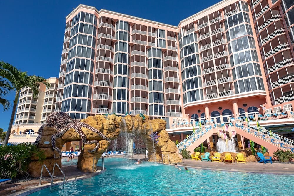 Pink Shell Beach Resort and Marina interior in Fort Myers Beach, FL — gallery photo 2