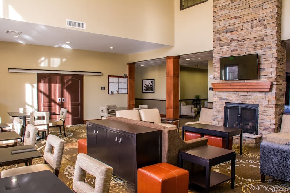 Staybridge Suites Schererville by IHG interior in Schererville, IN — gallery photo 2