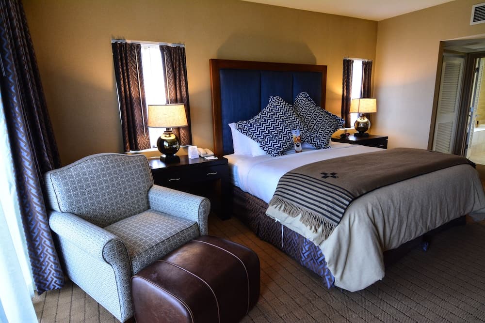 Prescott Resort interior in Prescott, AZ — gallery photo 2