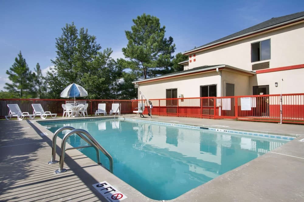 Days Inn by Wyndham Greenville South/Mauldin gallery photo in Mauldin, SC — image 53