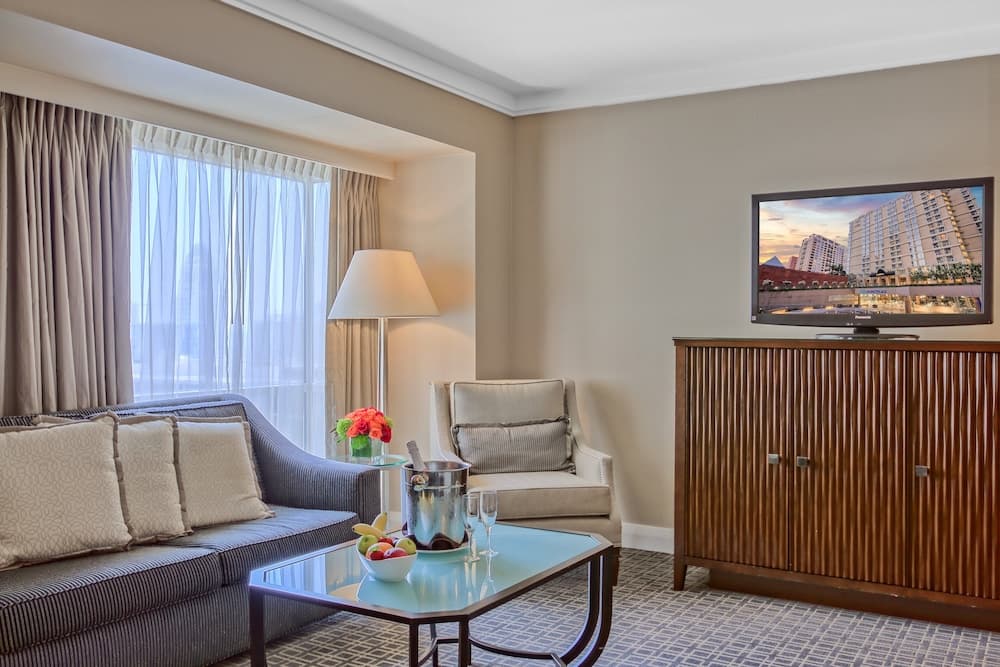 Omni Los Angeles Hotel gallery photo in Los Angeles, CA — image 46