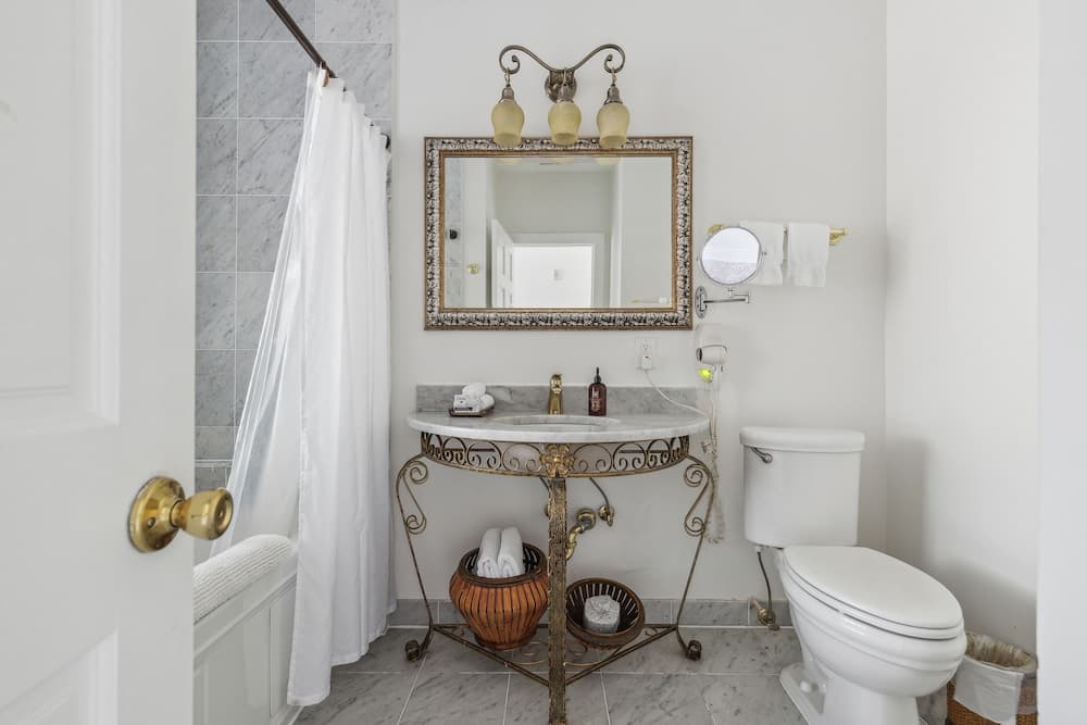 The Columbia Inn at Peralynna Manor gallery photo in Columbia, MD — image 33