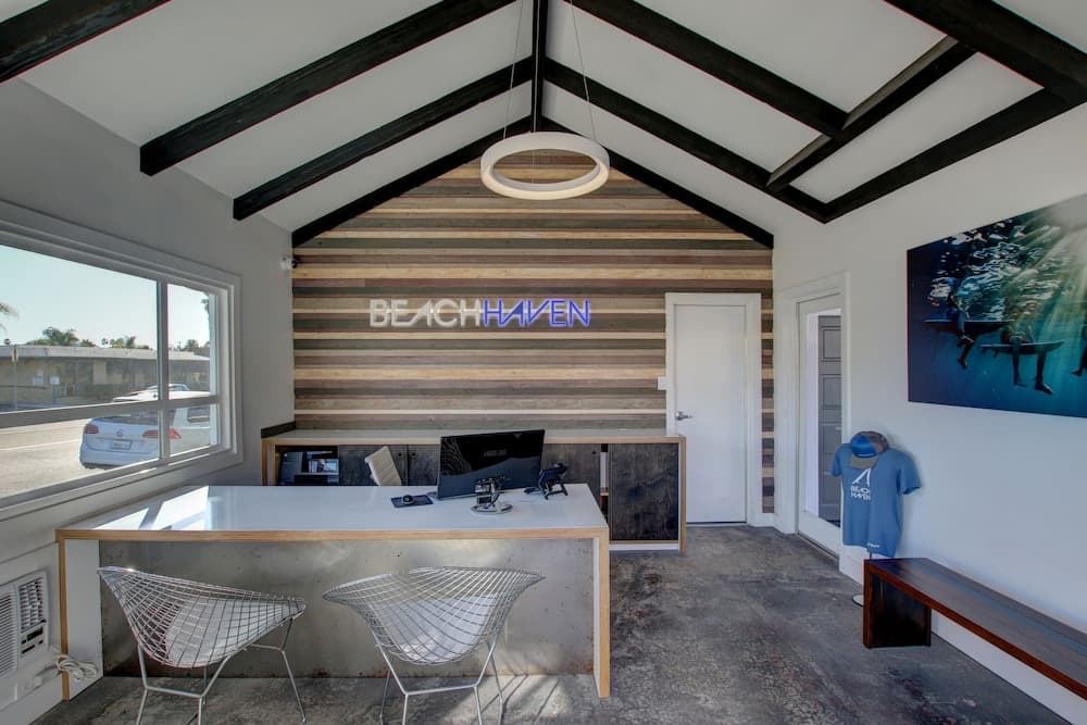 Beach Haven - Near Pacific Beach Park property views in San Diego, CA — gallery photo 3