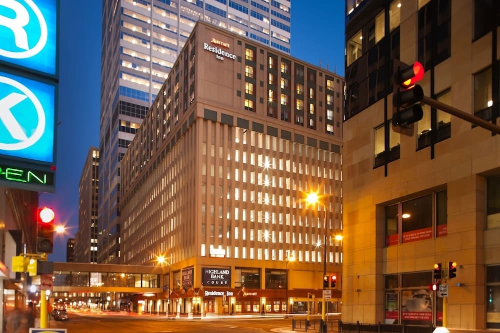 Residence Inn By Marriott Minneapolis Downtown property views in Minneapolis, MN — gallery photo 3