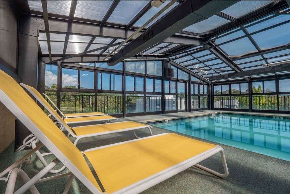 The Breakers Hotel & Suites property views in Rehoboth Beach, DE — gallery photo 3