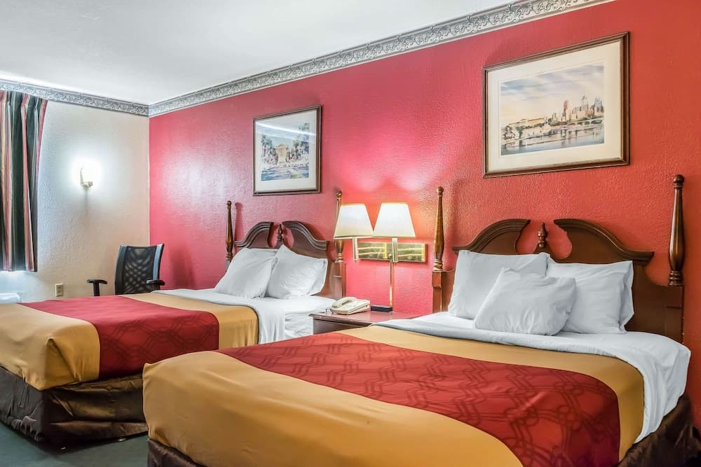 Econo Lodge Reading Airport gallery photo in Reading, PA — image 19
