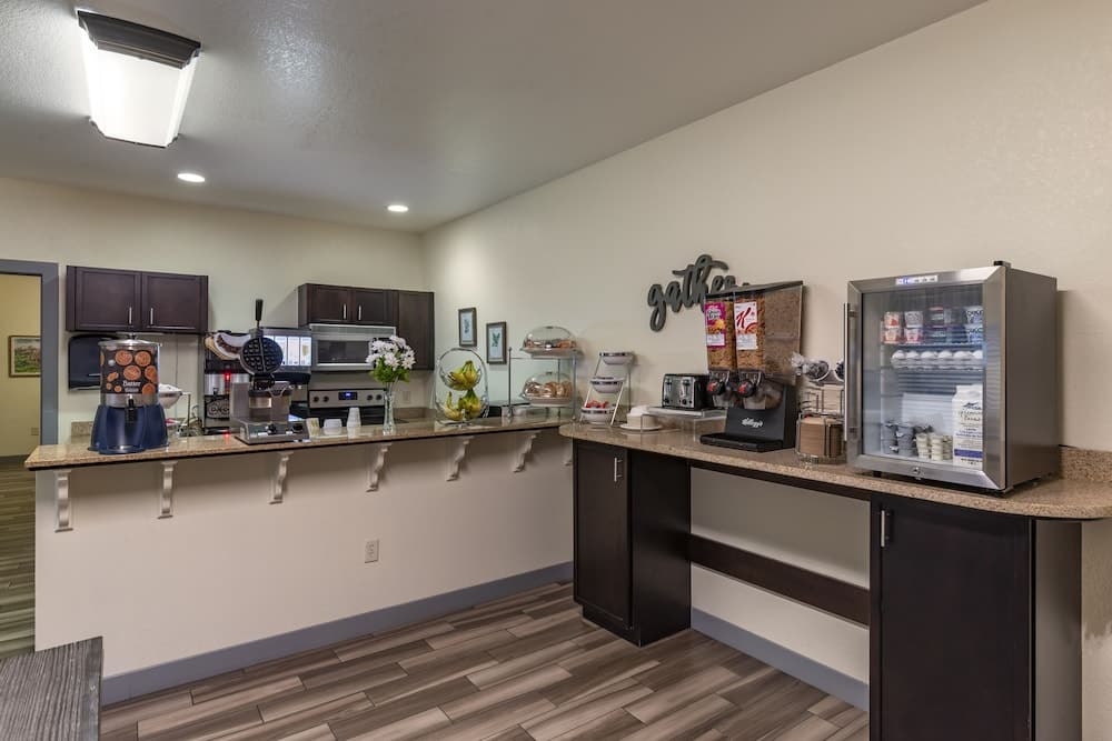 Stay-Over Suites interior in Hopewell, VA — gallery photo 2