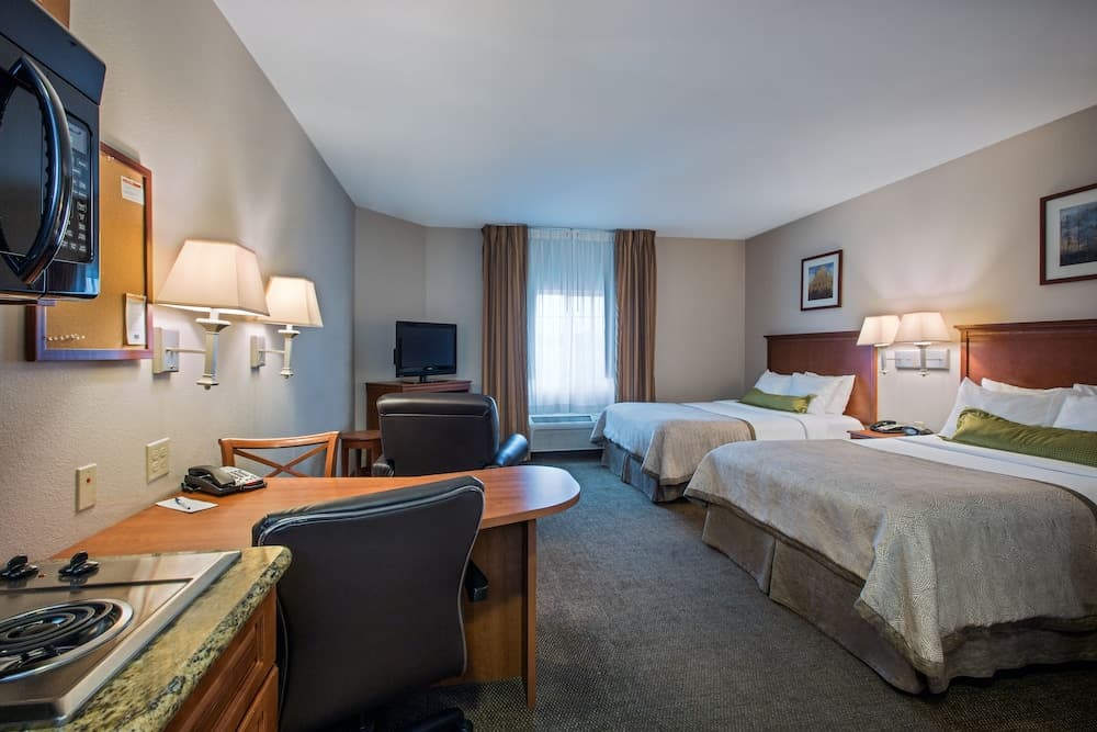 Candlewood Suites Perrysburg by IHG property views in Perrysburg, OH — gallery photo 3