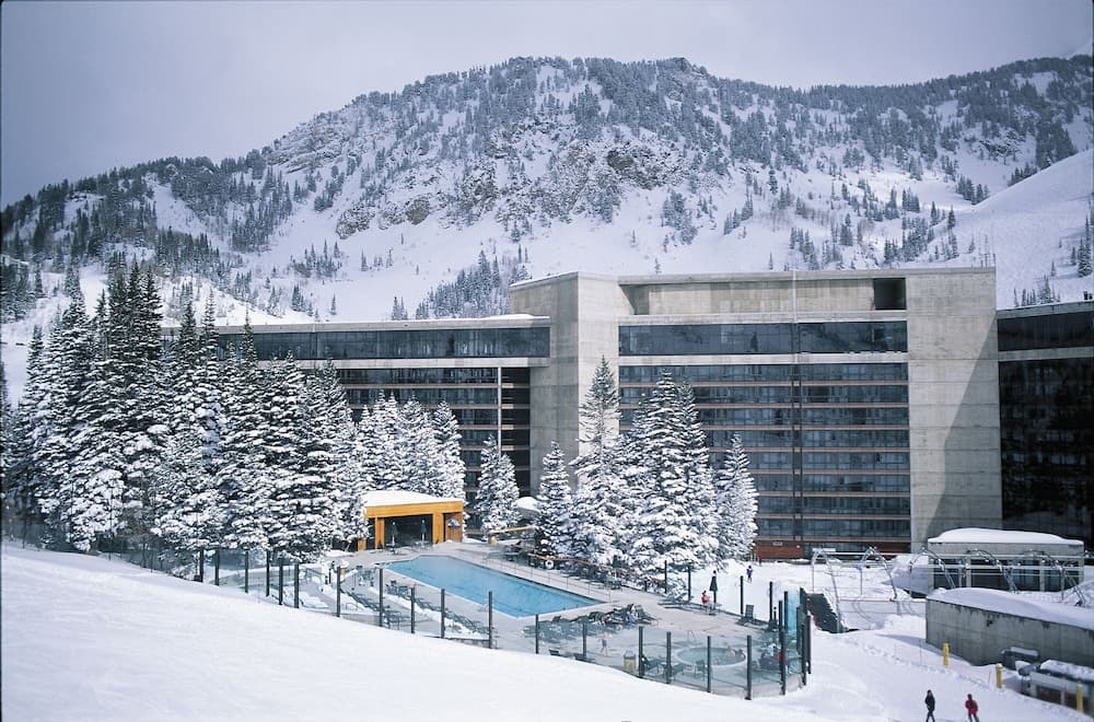 The Cliff Lodge and Spa interior in Sandy, UT — gallery photo 2