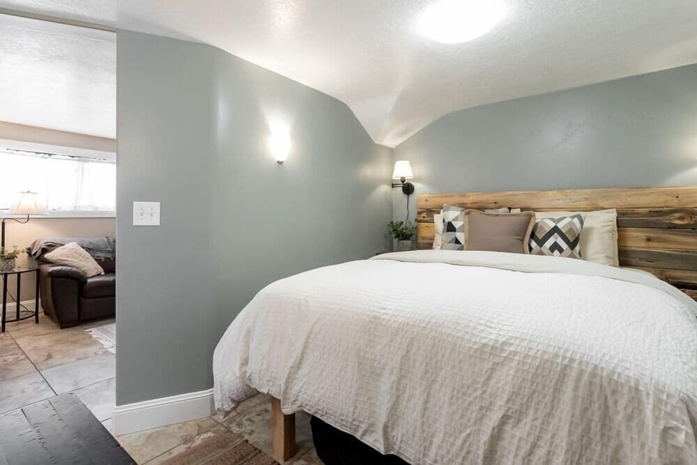 Aspenwood Manor South gallery photo in Provo, UT — image 149
