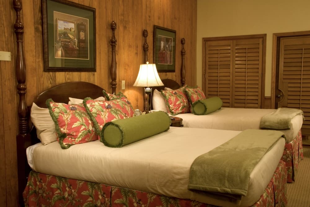 Pine Needles Lodge & Golf Club property views in Southern Pines, NC — gallery photo 3
