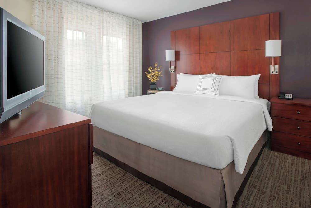 Residence Inn Alexandria Old Town South at Carlyle interior in Alexandria, VA — gallery photo 2