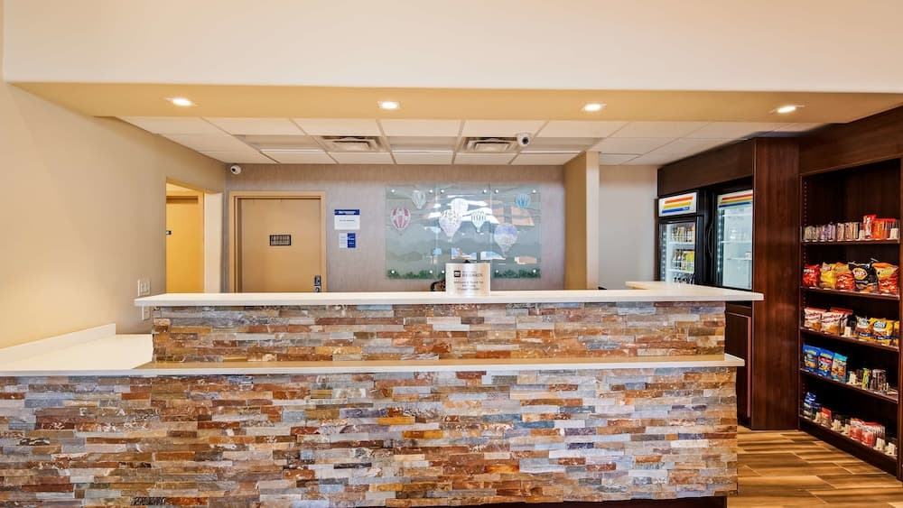 Best Western Plus Executive Suites property views in Albuquerque, NM — gallery photo 3