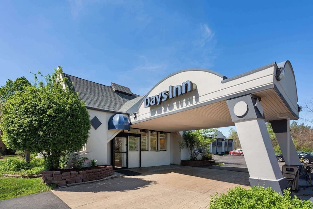 Days Inn by Wyndham Ann Arbor — hotel in Ann Arbor, Michigan
